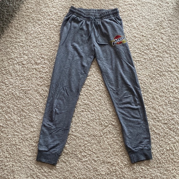 Cleveland Cavaliers Joggers - Picture 1 of 3